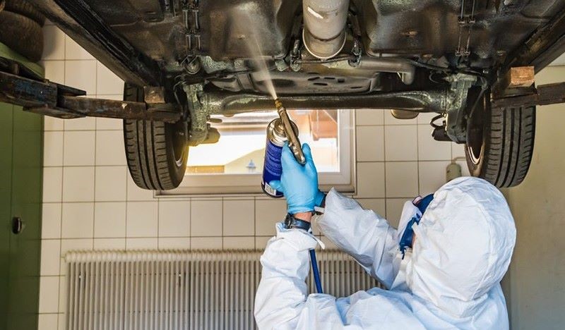 Chủ xe nên sơn phủ gầm để bảo vệ xe
