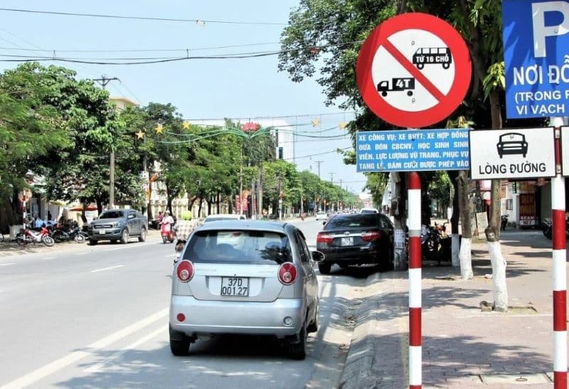 Ô tô không chấp hành biển báo cấm có thể bị phạt nặng