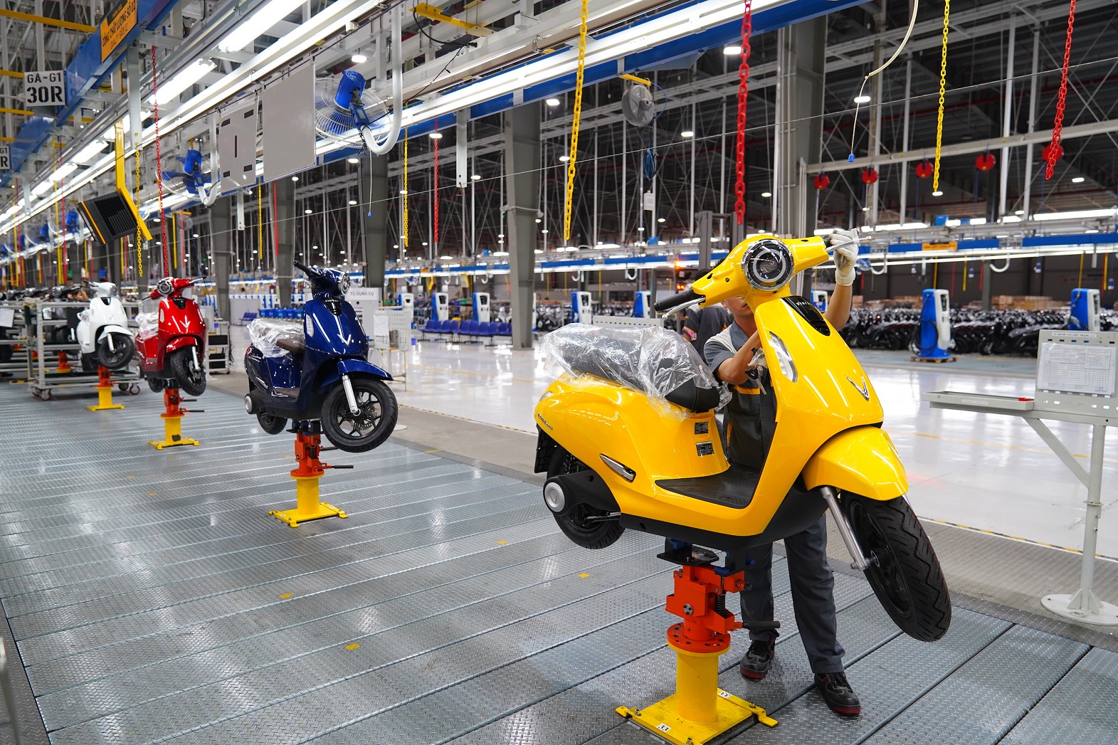 xe điện evo200