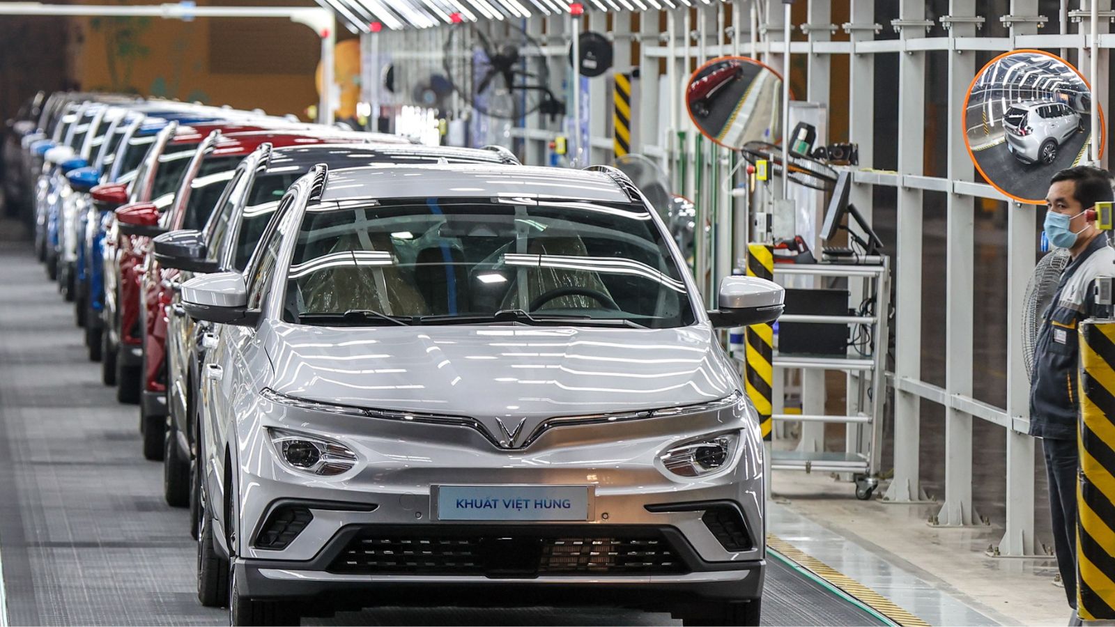 SUV điện thumb