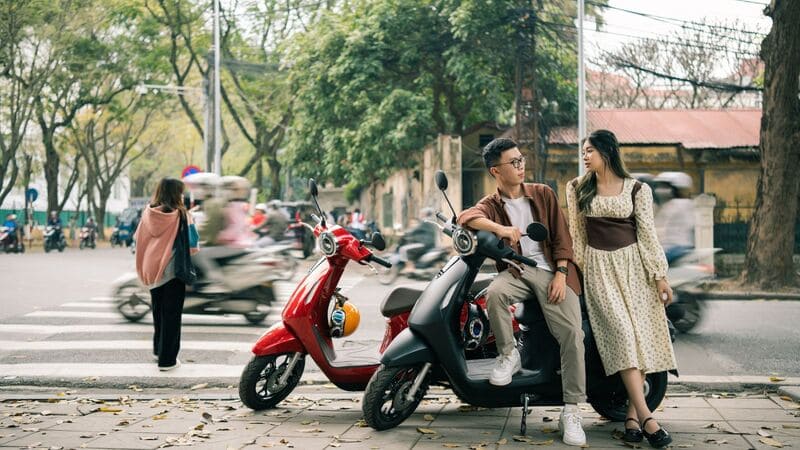Chọn mua xe máy điện VinFast cho học sinh