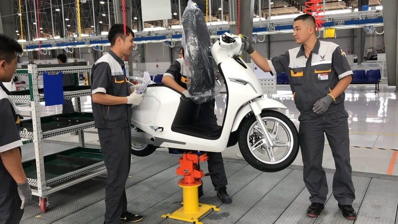 Cách kiểm tra pin xe máy điện VinFast chuẩn