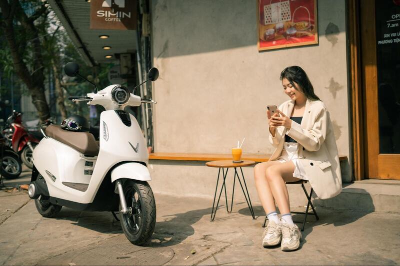 có nên chọn xe điện cho genz