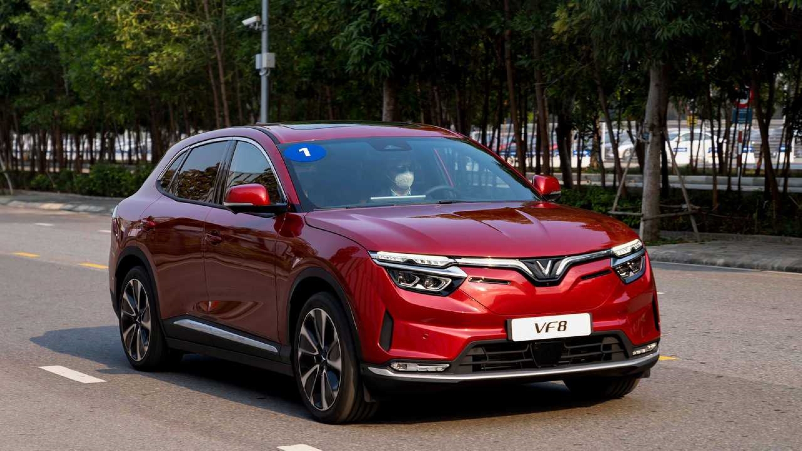 Có nên mua đứt pin xe điện