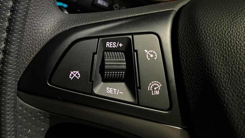 Phân biệt Cruise Control và Adaptive Cruise Control