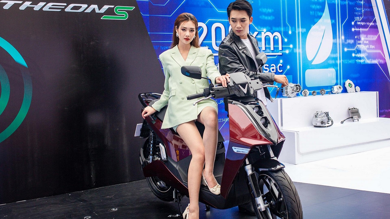 Hướng dẫn sử dụng xe máy điện VinFast Theon S