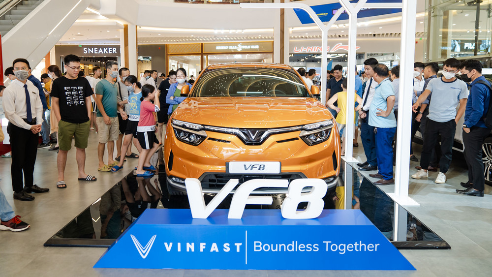 Lái thử xe điện VF 8 thumb