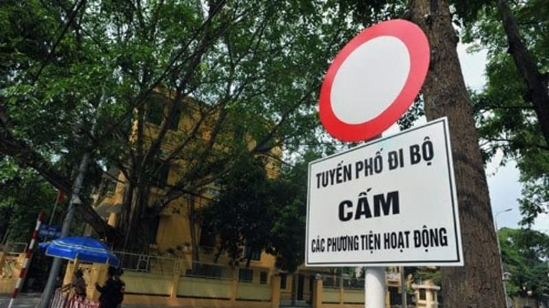 lỗi đi vào đường cấm
