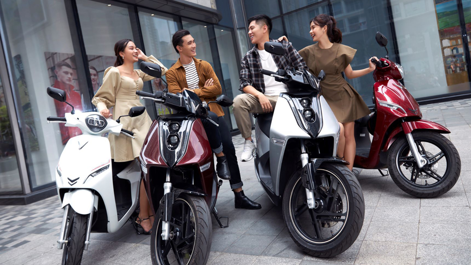 Có nên đi xe máy điện về quê ăn Tết không?