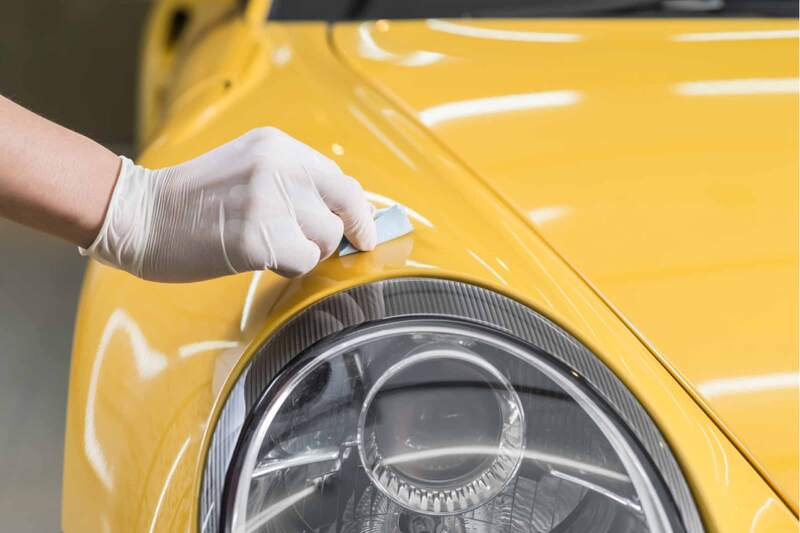 Nên phủ nano ceramic hay dán keo xe