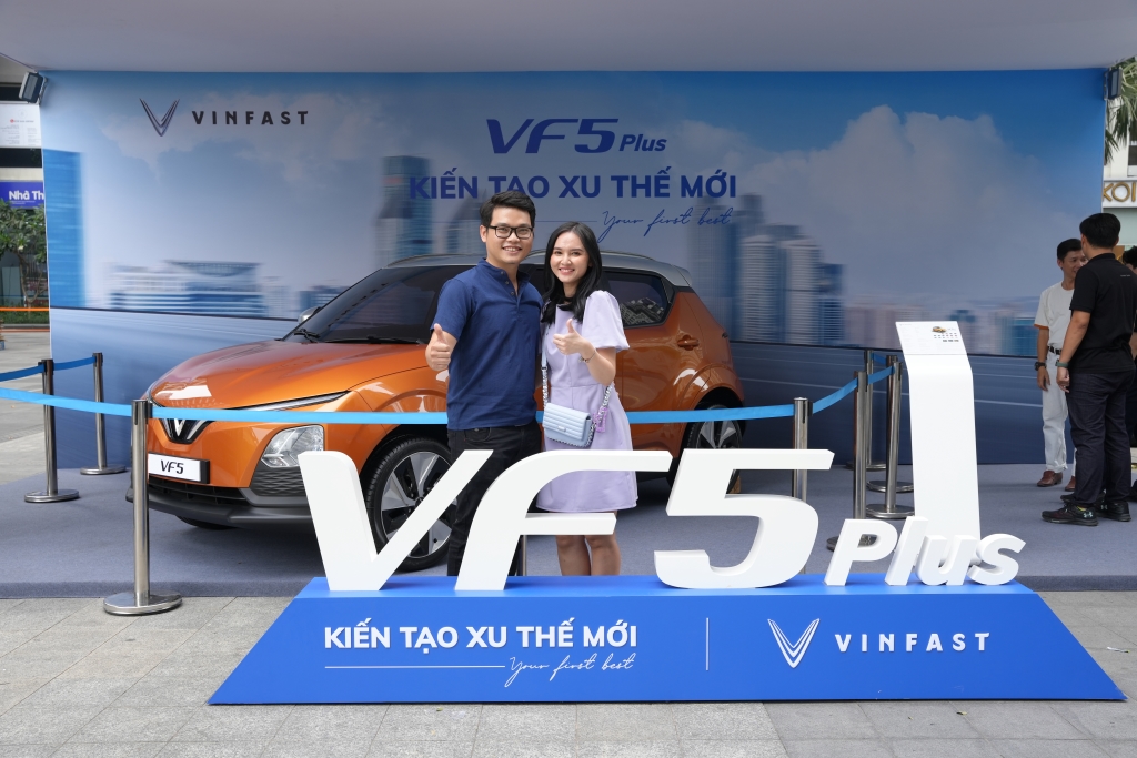 chọn VF 5 Plus cho gia đình có trẻ nhỏ