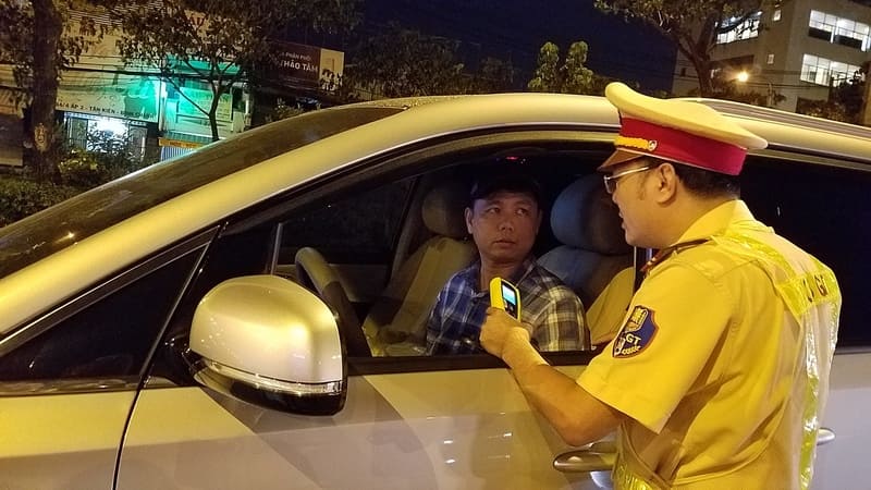 Mức phạt nồng độ cồn tại Việt Nam