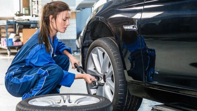 Những điều cần biết về thay lốp ô tô định kỳ