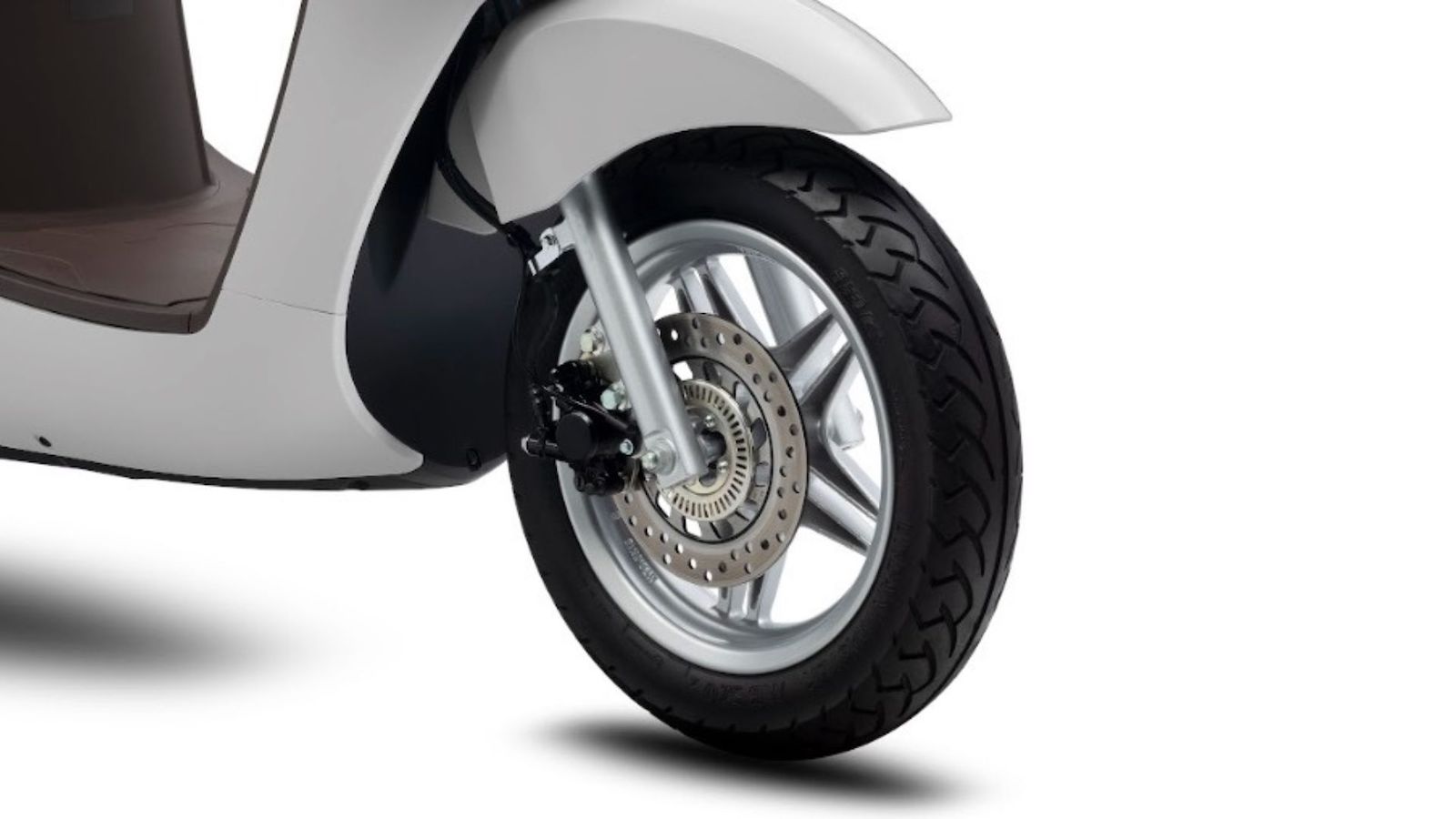 thay lốp xe máy điện hết bao nhiêu tiền