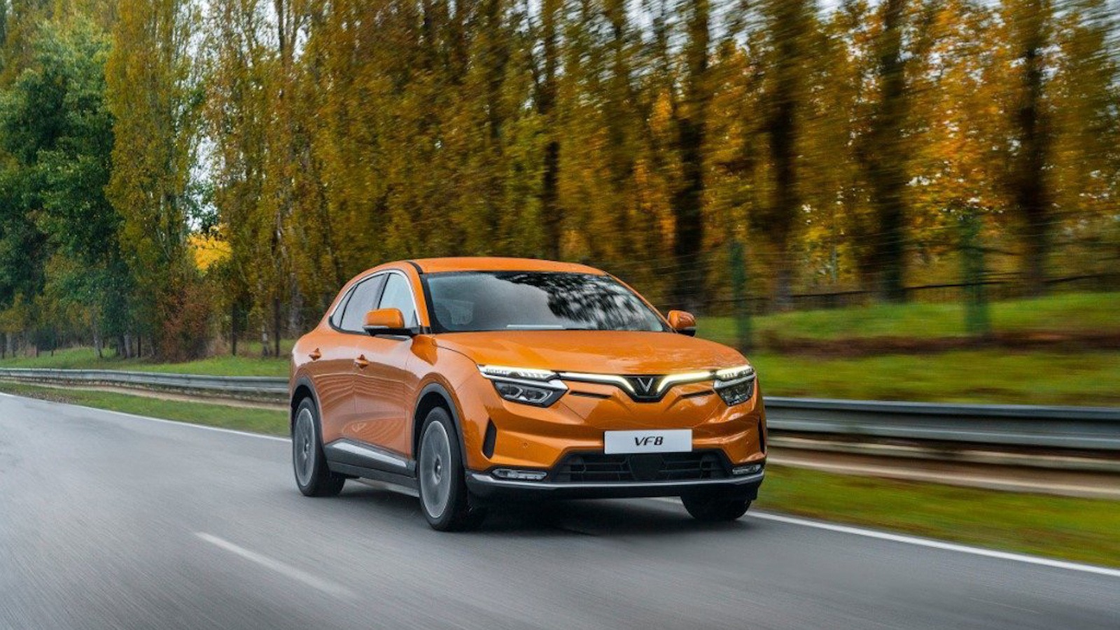 Truyền thông quốc tế: VF 8 là mẫu SUV “đáng để chờ đợi” tại Bắc Mỹ