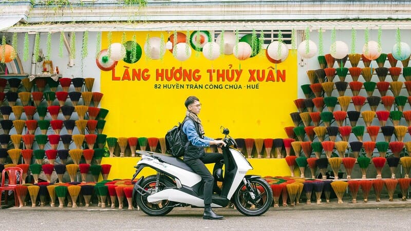 Xe máy điện theon s đi được bao nhiêu km