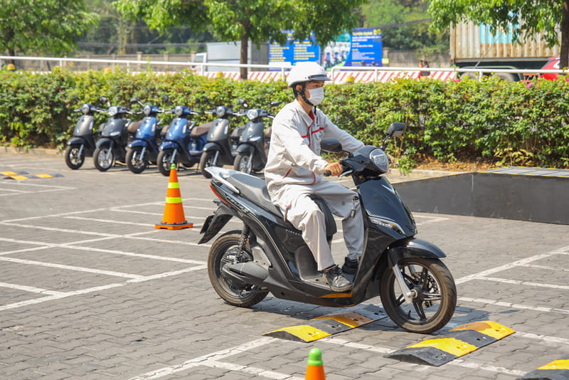 xe tay ga thể thao cho nam phong cách cá tính