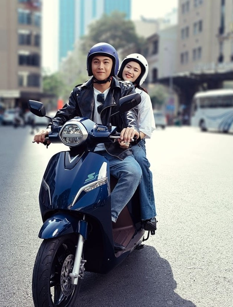 xe tay ga thể thao cho nam - VinFast Klara S 2022
